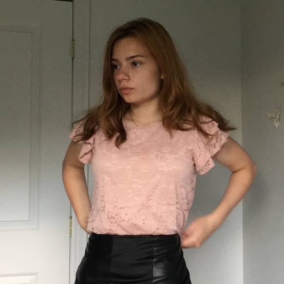 Pink Lace Top with Ruffed Sleeves - Picture 2 of 5